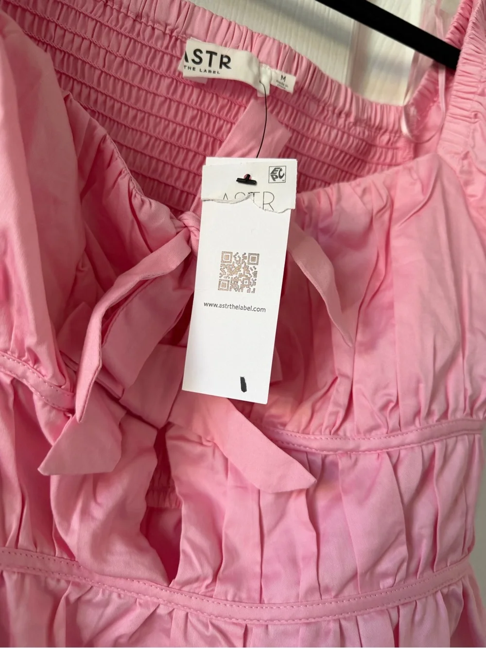 NWT Astr The Label Pink Smocked Peplum Tie-Front Peplum Blouse Size Medium
